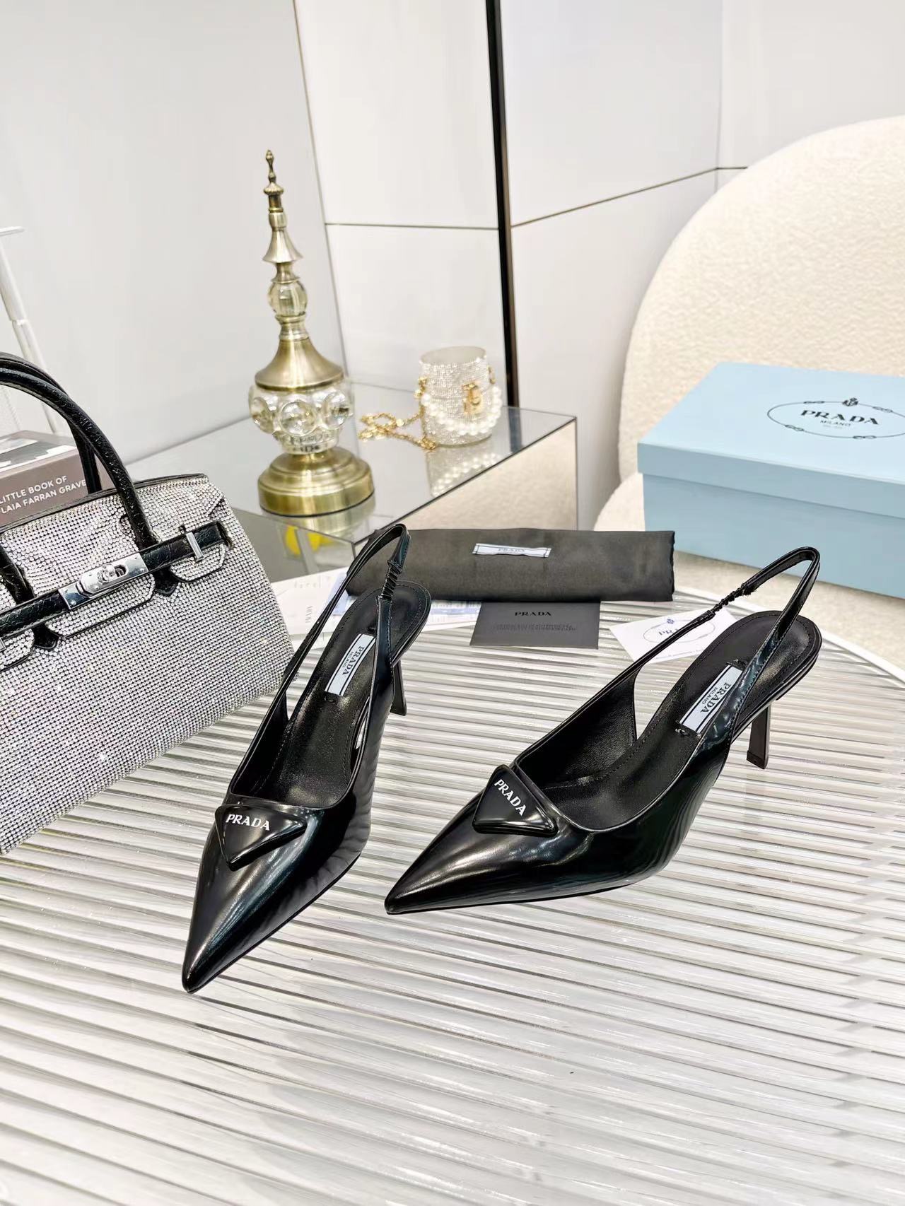 Women's high heels